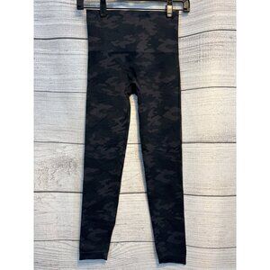 Spanx Black Seamless Camo Leggings Size M